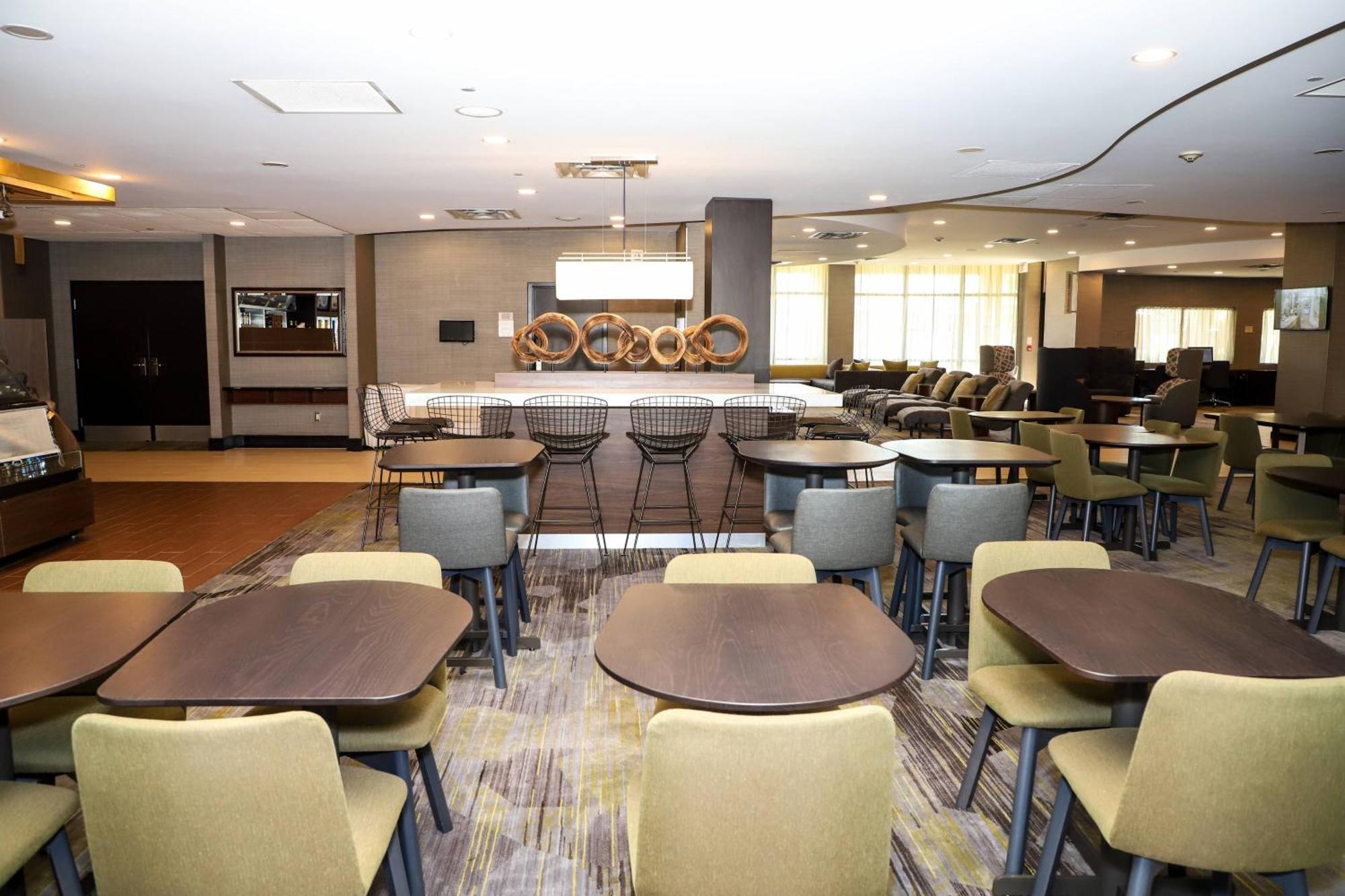Hotel Courtyard By Marriott Toronto Brampton Exterior foto