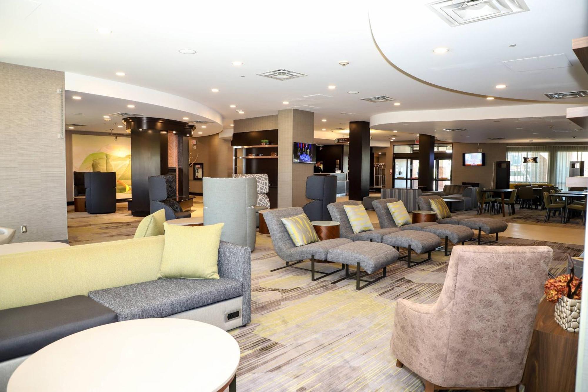 Hotel Courtyard By Marriott Toronto Brampton Exterior foto